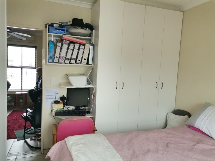 1 Bedroom Property for Sale in Moorreesburg Western Cape
